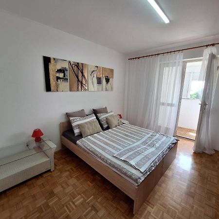 Two Bedroom Apartment Alma Zadar Ngoại thất bức ảnh